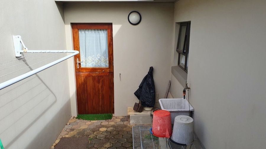 3 Bedroom Property for Sale in Dana Bay Western Cape